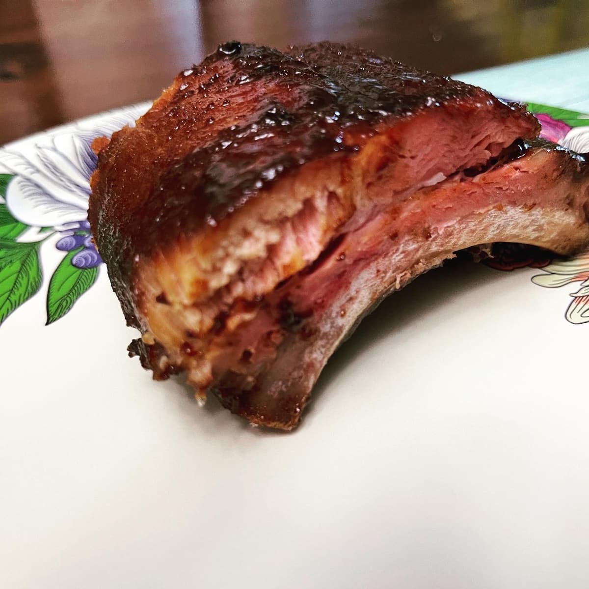 Creamy pasta carbonara with crispy bacon